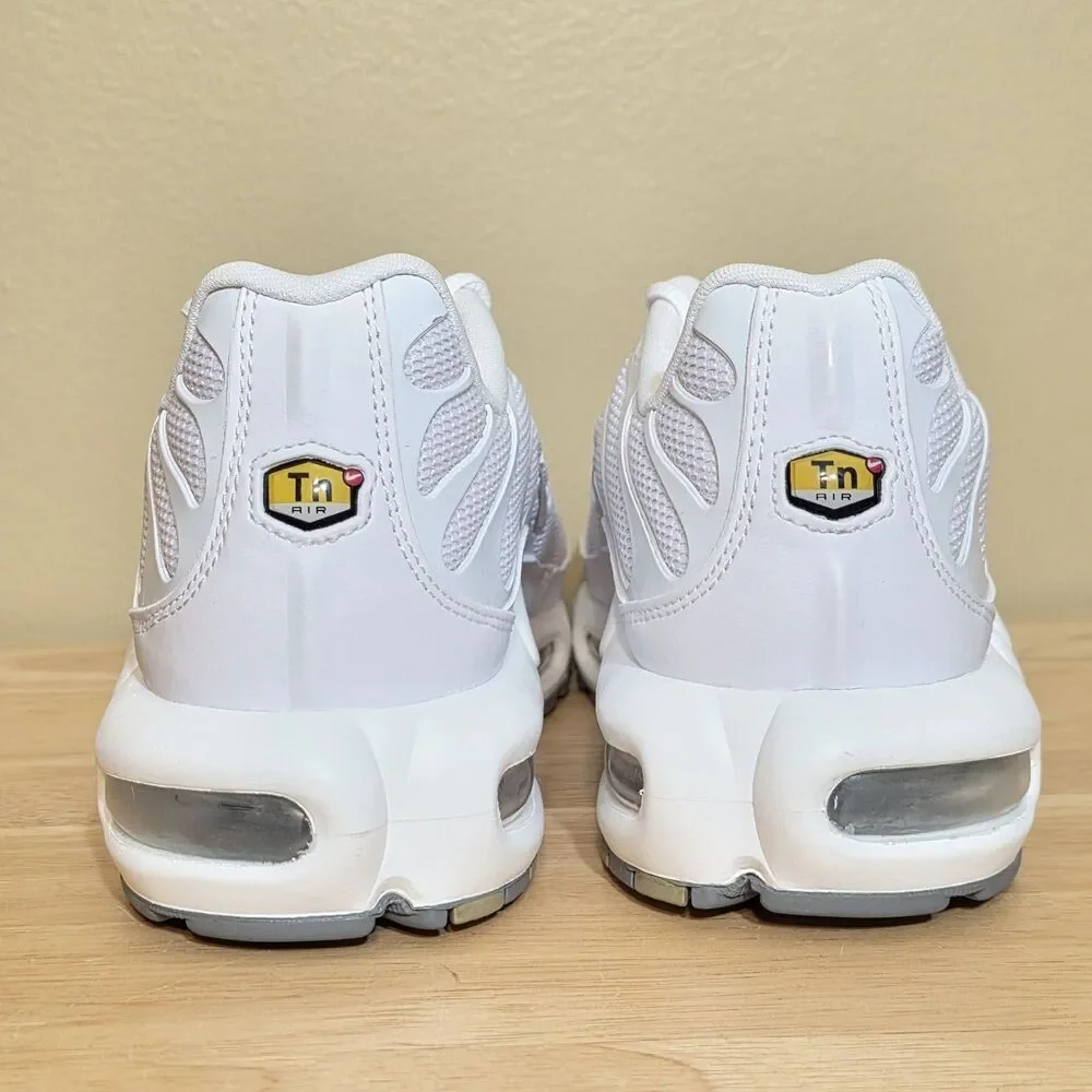 Nike Air Max Plus Triple White Running Shoes 604133-139 Men's Size 8
